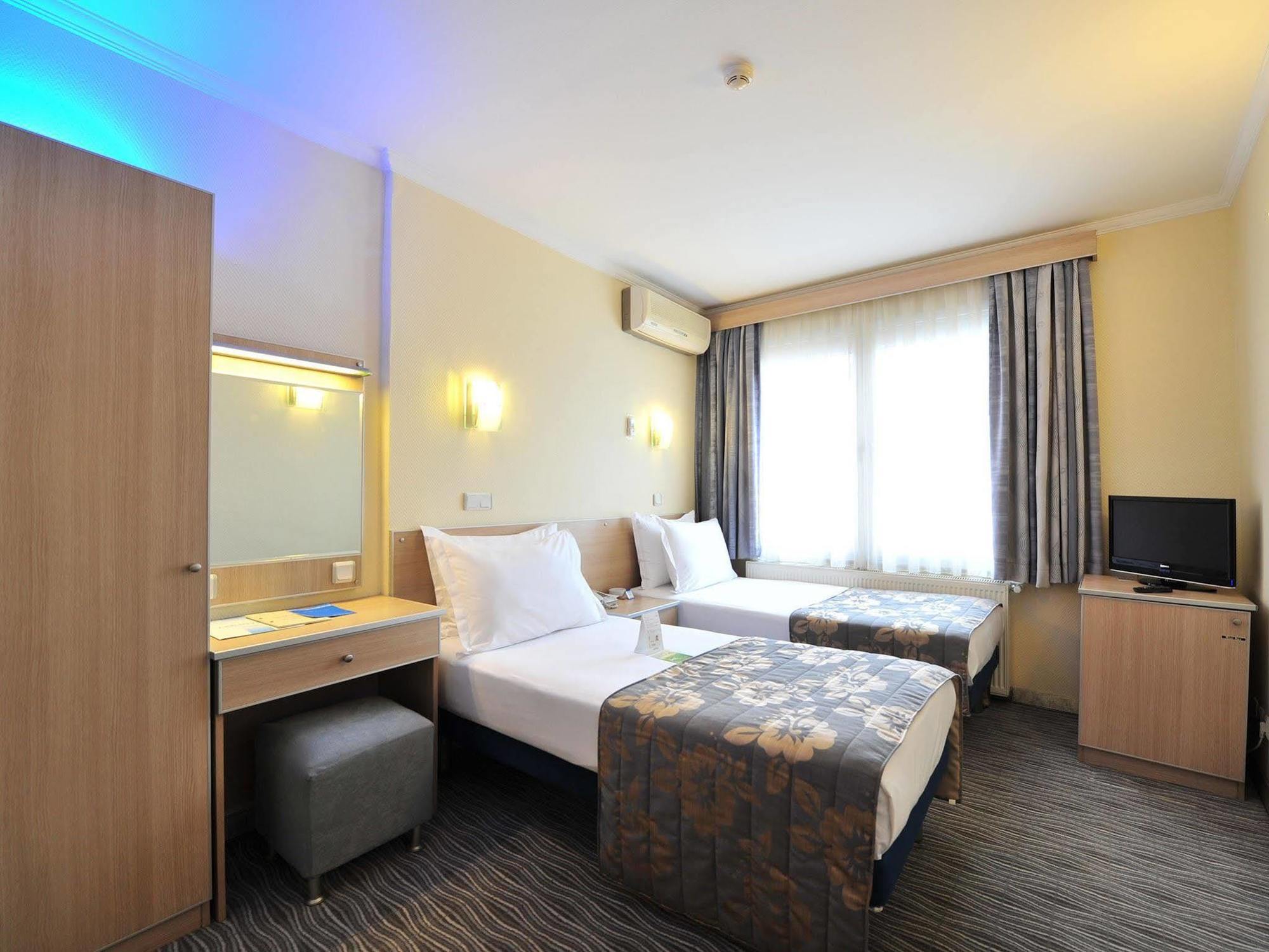 Hotel Olimpiyat Κωνσταντινούπολη Εξωτερικό φωτογραφία